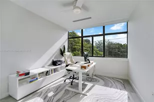 3110 Hibiscus St, Miami, FL 33133 - Photo 14