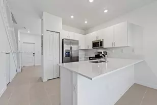 1529 SE 27th Rd, Homestead, FL 33035 - Photo 4