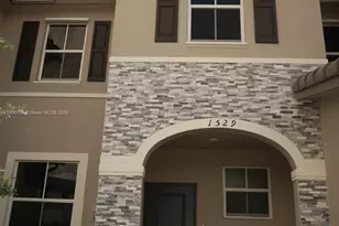 1529 SE 27th Rd, Homestead, FL 33035 - Photo 1