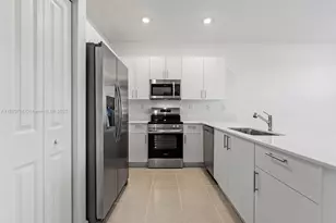 1537 SE 27th Rd, Homestead, FL 33035 - Photo 4