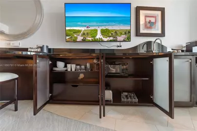 4391 Collins Ave #402, Miami Beach, FL 33140 - Photo 18