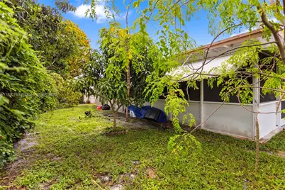 8517 NW 57th Ct, Tamarac, FL 33321 - Photo 38