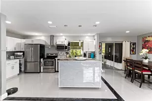 8517 NW 57th Ct, Tamarac, FL 33321 - Photo 10