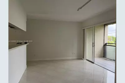 5304 NE 6th Ave #H15, Oakland Park, FL 33334 - Photo 6