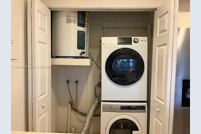 5304 NE 6th Ave #H15, Oakland Park, FL 33334 - Photo 4