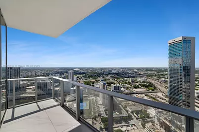 851 NE 1st Ave #4401/4402, Miami, FL 33132 - Photo 14