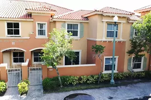 2234 Coral Reef Ct, Dania Beach, FL 33312 - Photo 2