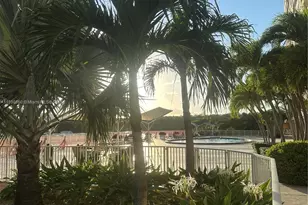 400 Kings Point Dr, Sunny Isles Beach, FL 33160 - Photo 22