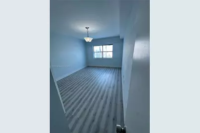 400 Kings Point Dr #614, Sunny Isles Beach, FL 33160 - Photo 12