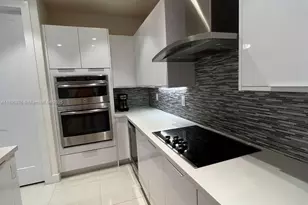 10422 NW 64th Terrace, Doral, FL 33178 - Photo 2
