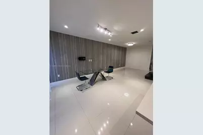 10422 NW 64th Ter, Doral, FL 33178 - Photo 6