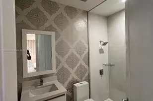 10422 NW 64th Terrace, Doral, FL 33178 - Photo 4