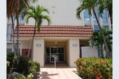 701 Three Islands Blvd #510, Hallandale Beach, FL 33009 - Photo 2