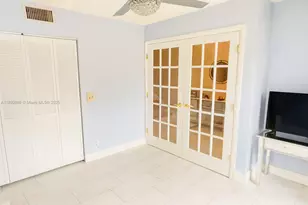 4231 SW 70th Terrace, Davie, FL 33314 - Photo 8