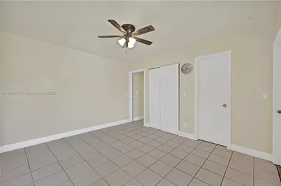 923 N 16th Ct, Hollywood, FL 33020 - Photo 14