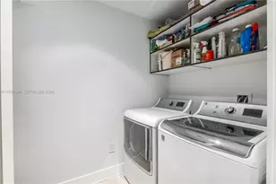 650 NE 32nd St, Miami, FL 33137 - Photo 50