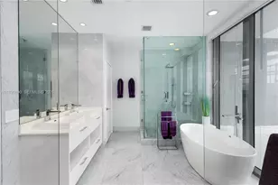 650 NE 32nd St, Miami, FL 33137 - Photo 12