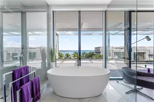 650 NE 32nd St, Miami, FL 33137 - Photo 14