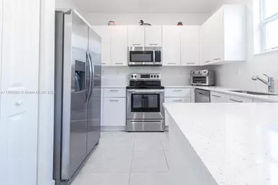 12509 NW 23rd Pl, Miami, FL 33167 - Photo 8