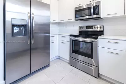 12509 NW 23rd Pl, Miami, FL 33167 - Photo 10