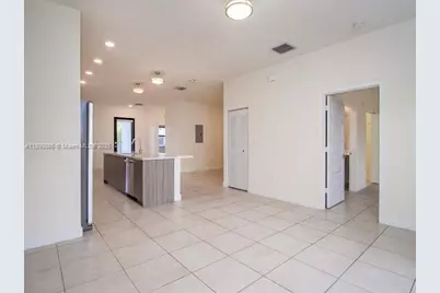 7815 NW 104th Ave #23, Doral, FL 33178 - Photo 14