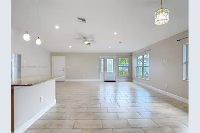 177 Village Circle, Other City - In The State Of Florida, FL 33935 - Photo 10
