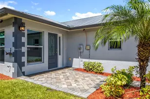 177 Village Circle, Other City - In The State Of Florida, FL 33935 - Photo 2