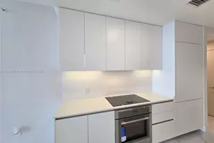 700 NE 24th St, Miami, FL 33137 - Photo 18
