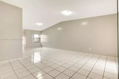 1620 SW 124th Pl, Miami, FL 33175 - Photo 4
