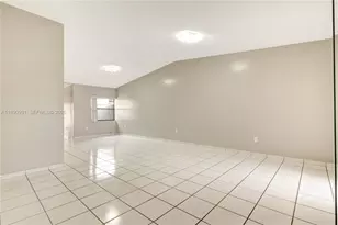 1620 SW 124th Pl, Miami, FL 33175 - Photo 4