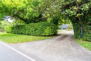 6031 SW 82nd Ave, Miami, FL 33143 - Photo 1
