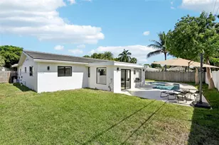 1960 NE 32nd St, Lighthouse Point, FL 33064 - Photo 34