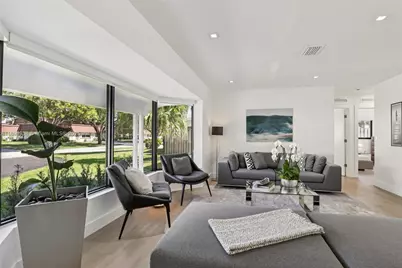 1960 NE 32nd St, Lighthouse Point, FL 33064 - Photo 6