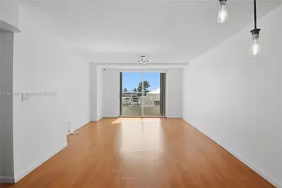 770 Claughton Island Dr #510, Miami, FL 33131 - Photo 2