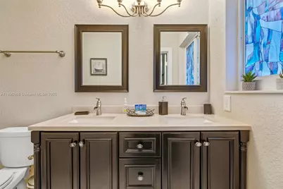 2167 NE 58th St, Fort Lauderdale, FL 33308 - Photo 24