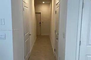 652 NW 6th St, Florida City, FL 33034 - Photo 2