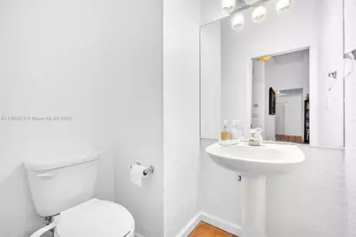 9690 NW 39th St, Cooper City, FL 33024 - Photo 24