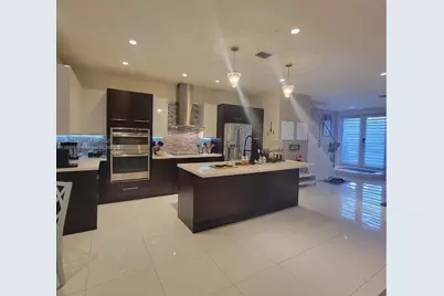6422 NW 105th Pl, Doral, FL 33178 - Photo 4