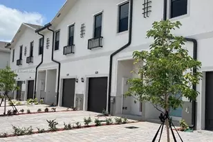 606 SW 12th St, Florida City, FL 33034 - Photo 2