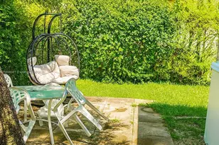 504 SW 10th St, Hallandale Beach, FL 33009 - Photo 2