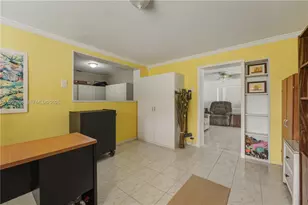 1007 N Golf Dr, Hollywood, FL 33021 - Photo 38