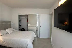 3675 N Country Club Dr, Aventura, FL 33180 - Photo 16