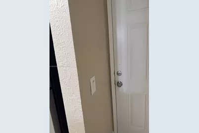 1661 Balfour Point Dr #C, West Palm Beach, FL 33411 - Photo 2