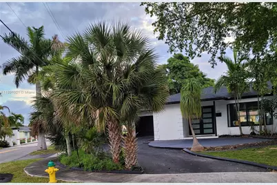 2856 NW 10th Ave, Wilton Manors, FL 33311 - Photo 2