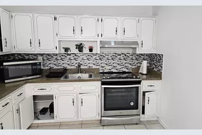 1936 Washington St, Hollywood, FL 33020 - Photo 16