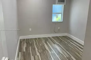 922 NW 2nd St, Miami, FL 33128 - Photo 14