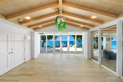 444 W Rivo Alto Dr, Miami Beach, FL 33139 - Photo 22