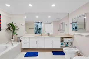 7929 West Dr, North Bay Village, FL 33141 - Photo 6