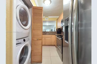 1195 NW 124th Ave #2202, Miami, FL 33182 - Photo 10