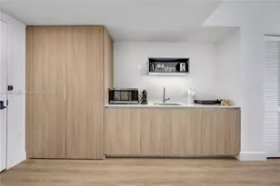 601 NE 1st Ave, Miami, FL 33132 - Photo 2